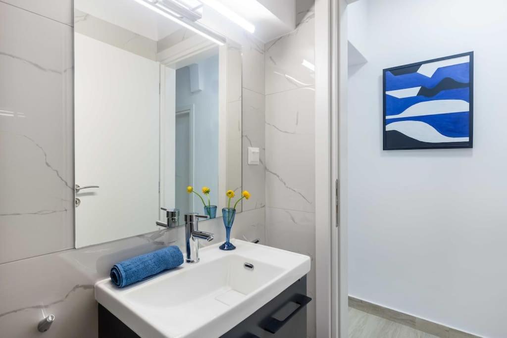A Newly Fully Renovated Studio Atenas Exterior foto